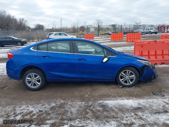 2018 Chevrolet Cruze LT with VIN 1G1BE5SM5J7240976, listed as a IAAI auction lot 41182915 with 64,630 mi miles. Bid and sale history available at carsss.com. Image 13.