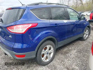 2016 Ford Escape SE z VIN 1FMCU9G99GUC32802, wystawiony jako IAAI lot #41958414 z przebiegiem 131 962 mil mil oraz . Historia ofert i sprzedaży dostępna na DreamBid. Obrazek 4.