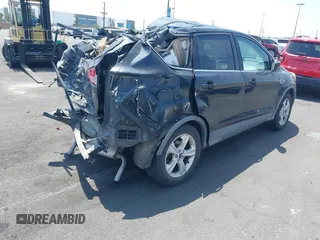 2013 Ford Escape SE z VIN 1FMCU9G91DUD55697, wystawiony jako IAAI lot #42184822 z przebiegiem 139 594 mil mil oraz . Historia ofert i sprzedaży dostępna na DreamBid. Obrazek 4.