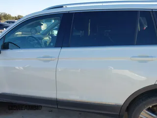 2018 Volkswagen Tiguan SEL Premium with VIN 3VV5B7AX2JM202908, listed as a IAAI auction lot 41137619 with 84,323 mi miles and . Bid and sale history available at DreamBid. Image 14.