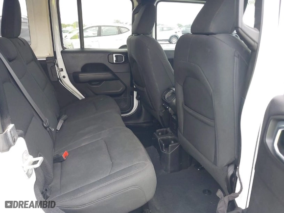 2019 Jeep Wrangler Unlimited Sahara with VIN 1C4HJXEN0KW623325, listed as a IAAI auction lot 42001189 with 1 mi miles. Bid and sale history available at carsss.com. Image 8.