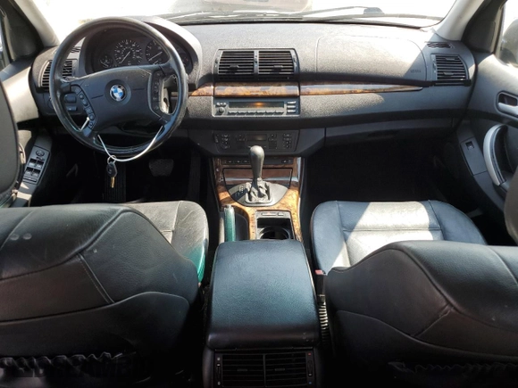 2003 BMW X5 3.0i with VIN 5UXFA53533LV91034, listed as a Copart auction lot 69153124 with 204,415 mi miles and Salvage Title. Bid and sale history available at carsss.com. Image 8.