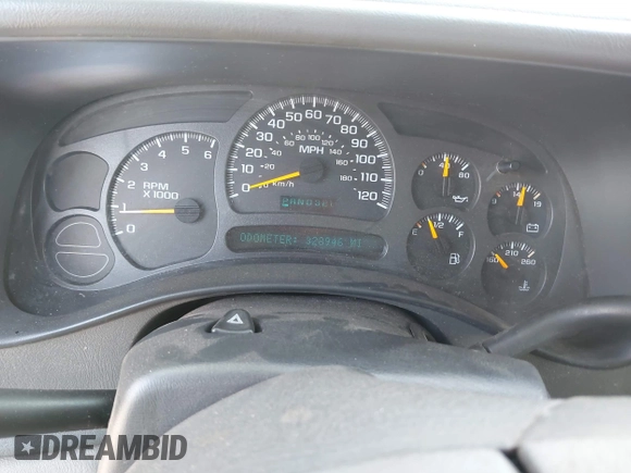 2004 Chevrolet Suburban LT with VIN 1GNEC16T84R125633, listed as a IAAI auction lot 42564242 with 328,946 mi miles and . Bid and sale history available at DreamBid. Image 7.