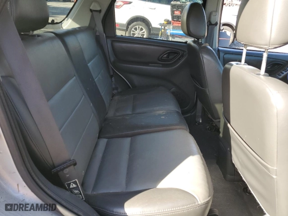 2003 Ford Escape XLT Popular 2 with VIN 1FMYU93193KC40989, listed as a Copart auction lot 50424235 with 92,238 mi miles and Salvage Title. Bid and sale history available at carsss.com. Image 11.