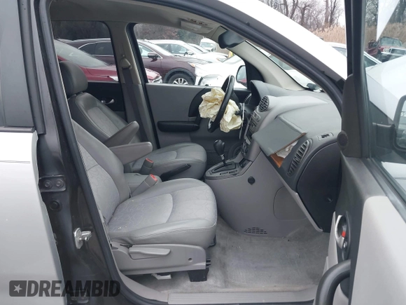 2004 Saturn VUE V6 z VIN 5GZCZ53434S871823, wystawiony jako IAAI lot #41140283 z przebiegiem 104 965 mil mil oraz . Historia ofert i sprzedaży dostępna na DreamBid. Obrazek 5.