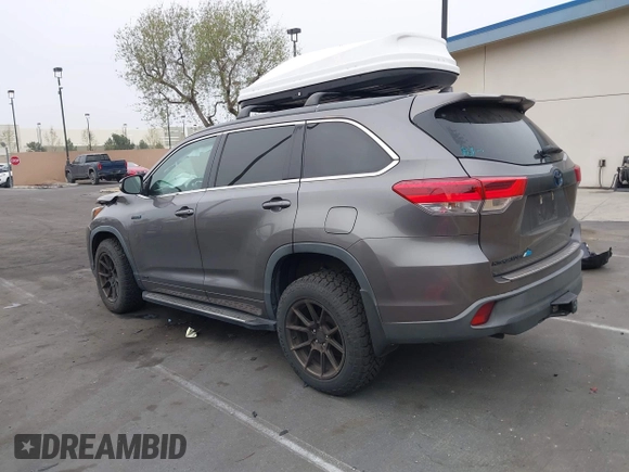 2018 Toyota Highlander Hybrid XLE с VIN 5TDJGRFH4JS044843, выставлен на аукционе IAAI как лот 41979512 с пробегом 84 844 миль миль и . История ставок и продаж доступна на DreamBid. Изображение 15.