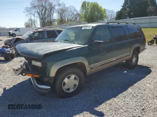 1997 GMC Suburban z VIN 1GKFK16R0VJ749323, wystawiony jako Copart lot #50222125 z przebiegiem 209 355 mil mil oraz Szkody całkowita. Historia ofert i sprzedaży dostępna na DreamBid. Obrazek 1.