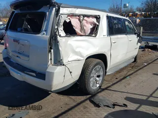2015 GMC Yukon XL SLT with VIN 1GKS2HKC8FR176926, listed as a IAAI auction lot 41444930 with 1 mi miles. Bid and sale history available at carsss.com. Image 4.
