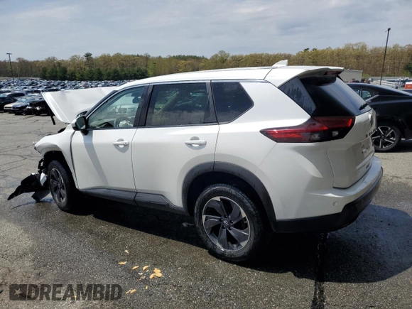 2024 Nissan Rogue SV z VIN JN8BT3BA7RW000177, wystawiony jako Copart lot #55657675 z przebiegiem 26 281 mil mil oraz Szkoda całkowita • Salvage title. Historia ofert i sprzedaży dostępna na DreamBid. Obrazek 2.