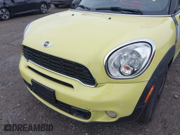 2012 MINI Countryman S with VIN WMWZC5C53CWL61322, listed as a IAAI auction lot 42504735 with Not provided miles and . Bid and sale history available at DreamBid. Image 6.