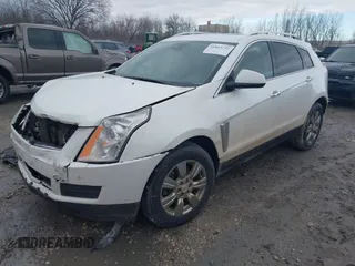 2014 Cadillac SRX Luxury Collection with VIN 3GYFNEE32ES671966, listed as a IAAI auction lot 41863732 with 122,258 mi miles. Bid and sale history available at carsss.com. Image 2.