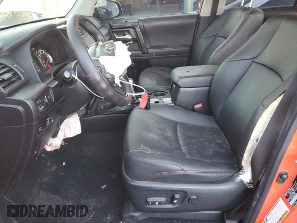 2023 Toyota 4Runner TRD Pro z VIN JTELU5JRXP6142113, wystawiony jako Copart lot #48787545 z przebiegiem 31 379 mil mil oraz Szkoda całkowita • Salvage title. Historia ofert i sprzedaży dostępna na DreamBid. Obrazek 7.