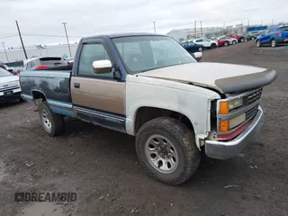 1994 GMC Sierra 1500 with VIN 1GTFC24K7RZ549681, listed as a IAAI auction lot 42038820 with 117,615 mi miles and . Bid and sale history available at DreamBid. Image 1.