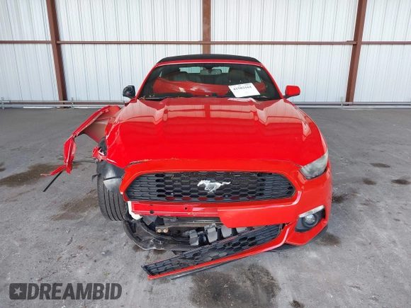 2016 Ford Mustang EcoBoost Premium z VIN 1FATP8UH5G5247265, wystawiony jako IAAI lot #42502161 z przebiegiem 116 460 mil mil oraz . Historia ofert i sprzedaży dostępna na DreamBid. Obrazek 13.