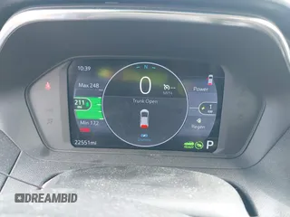 2023 Chevrolet Bolt EV 2LT z VIN 1G1FX6S05P4128607, wystawiony jako IAAI lot #42081752 z przebiegiem 22 551 mil mil oraz . Historia ofert i sprzedaży dostępna na DreamBid. Obrazek 7.