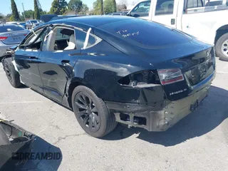 2019 Tesla Model S 75D с VIN 5YJSA1E22KF305722, выставлен на аукционе IAAI как лот 41765921 с пробегом 35 361 миль миль и . История ставок и продаж доступна на DreamBid. Изображение 3.
