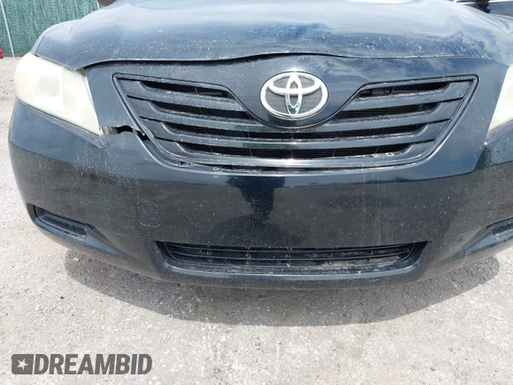 2007 Toyota Camry CE with VIN JTNBE46K773100529, listed as a IAAI auction lot 42009938 with 180,573 mi miles. Bid and sale history available at carsss.com. Image 6.