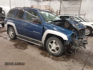 2005 Chevrolet TrailBlazer LT with VIN 1GNDT13S052136871, listed as a IAAI auction lot 41644035 with 174,070 mi miles and . Bid and sale history available at DreamBid. Image 1.