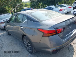 2024 Nissan Altima SV with VIN 1N4BL4DV9RN381317, listed as a IAAI auction lot 42369528 with 36,196 mi miles and . Bid and sale history available at DreamBid. Image 3.
