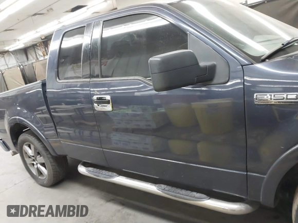 2004 Ford F-150 XLT with VIN 1FTRX12594KD77602, listed as a IAAI auction lot 41482440 with 299,407 mi miles. Bid and sale history available at carsss.com. Image 13.