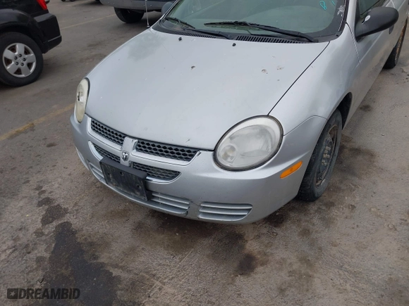 2005 Dodge Neon SE with VIN 1B3ES26C75D235588, listed as a IAAI auction lot 42094426 with 170,308 mi miles. Bid and sale history available at carsss.com. Image 6.
