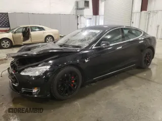 2015 Tesla Model S 85D with VIN 5YJSA1H4XFF085135, listed as a Copart auction lot 87237334 with 108,942 mi miles and Salvage Title. Bid and sale history available at carsss.com. Image 1.