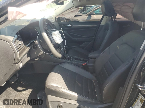 2021 Volkswagen Jetta SEL with VIN 3VWE57BU0MM024234, listed as a Copart auction lot 55984305 with 134,565 mi miles and Salvage title. Bid and sale history available at DreamBid. Image 7.