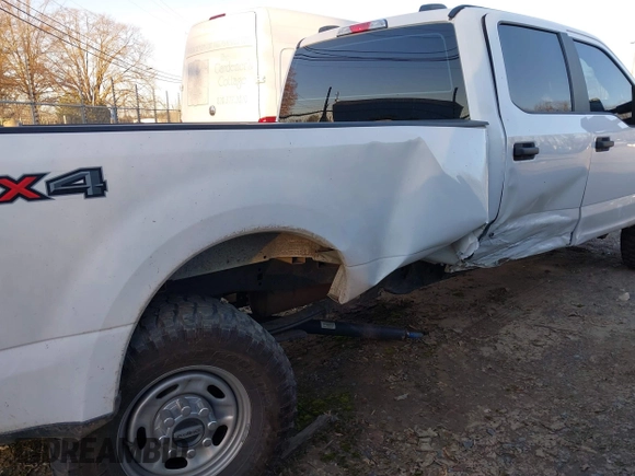 2021 Ford Super Duty F-250 SRW XL with VIN 1FT7W2B6XMED85909, listed as a IAAI auction lot 41154972 with 78,192 mi miles. Bid and sale history available at carsss.com. Image 6.