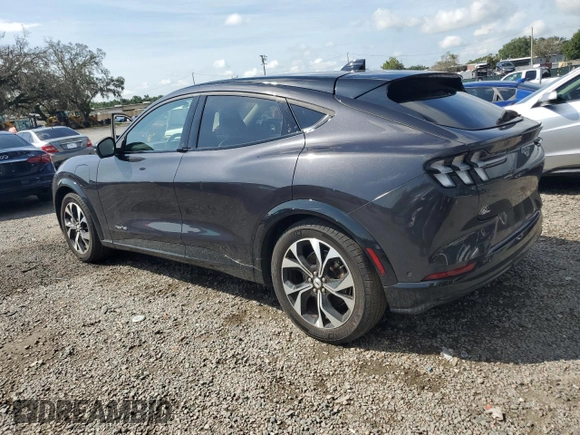 2022 Ford Mustang Mach-E Premium with VIN 3FMTK3SU1NMA57087, listed as a Copart auction lot 61045105 with 31,319 mi miles and Salvage title. Bid and sale history available at DreamBid. Image 2.