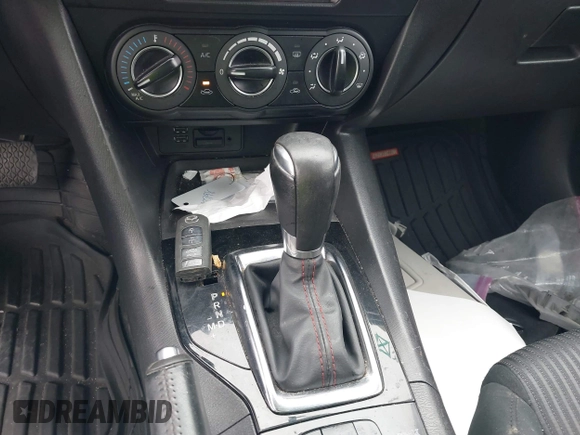 2015 Mazda 3 i Touring with VIN JM1BM1L7XF1261134, listed as a IAAI auction lot 42164554 with 130,570 mi miles and . Bid and sale history available at DreamBid. Image 11.