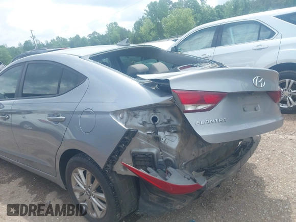 2017 Hyundai Elantra SE z VIN 5NPD84LF7HH119468, wystawiony jako IAAI lot #42060414 z przebiegiem 122 434 mil mil oraz . Historia ofert i sprzedaży dostępna na DreamBid. Obrazek 19.
