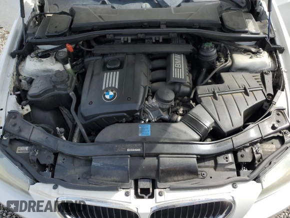 2009 BMW 3 Series 328i with VIN WBAPH77559NM30850, listed as a Copart auction lot 51322385 with 184,200 mi miles and Salvage Title. Bid and sale history available at carsss.com. Image 11.