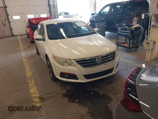 2012 Volkswagen CC Lux with VIN WVWHN7ANXCE503047, listed as a IAAI auction lot 41343349 with 173,264 mi miles. Bid and sale history available at carsss.com. Image 1.