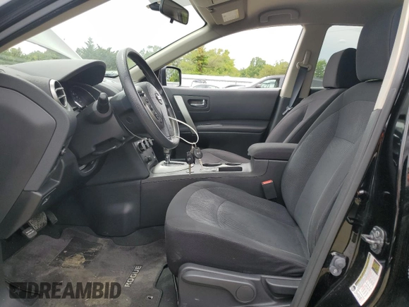 2015 Nissan Rogue S z VIN JN8AS5MV5FW768049, wystawiony jako Copart lot #58353925 z przebiegiem 95 332 mil mil oraz Szkoda całkowita • Salvage title. Historia ofert i sprzedaży dostępna na DreamBid. Obrazek 7.