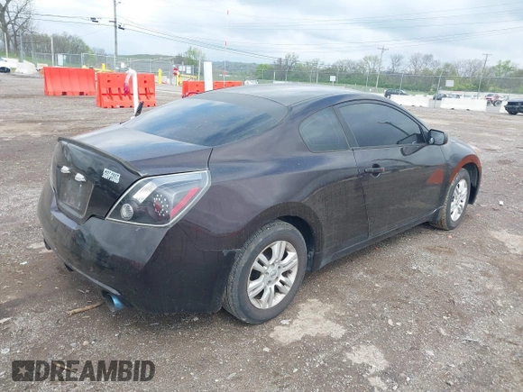 2013 Nissan Altima S with VIN 1N4AL2EP0DC172553, listed as a IAAI auction lot 41953948 with 127,715 mi miles and . Bid and sale history available at DreamBid. Image 4.