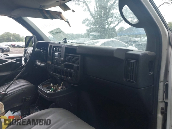 2013 Chevrolet Express Cargo with VIN 1GCSGAFX2D1102477, listed as a IAAI auction lot 42650482 with 77,551 mi miles and . Bid and sale history available at DreamBid. Image 5.