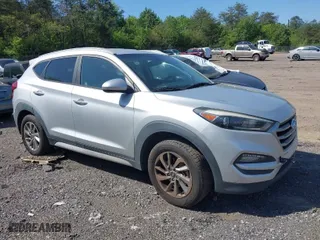 2018 Hyundai Tucson SEL with VIN KM8J33A42JU701594, listed as a IAAI auction lot 42035579 with 135,892 mi miles. Bid and sale history available at carsss.com. Image 1.