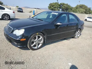 2007 Mercedes-Benz C 230 Sport z VIN WDBRF52H67A931417, wystawiony jako Copart lot #64887725 z przebiegiem 129 258 mil mil oraz Szkoda całkowita • Salvage title. Historia ofert i sprzedaży dostępna na DreamBid. Obrazek 1.