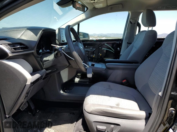 2021 Toyota Sienna LE с VIN 5TDKRKECXMS056186, выставлен на аукционе Copart как лот 57357395 с пробегом 30 580 миль миль и Списание • Salvage title. История ставок и продаж доступна на DreamBid. Изображение 7.