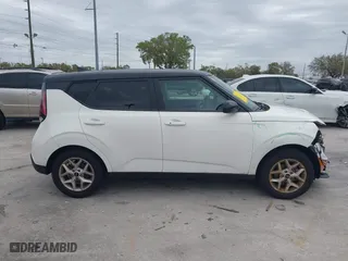 2024 Kia Soul LX with VIN KNDJ23AU6R7227747, listed as a IAAI auction lot 41727375 with 16,409 mi miles. Bid and sale history available at carsss.com. Image 14.