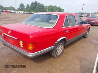 1985 Mercedes-Benz 300 with VIN WDB1260231A167225, listed as a IAAI auction lot 41955501 with 116,143 mi miles and . Bid and sale history available at DreamBid. Image 4.