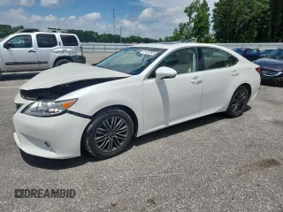 2014 Lexus ES 330 with VIN JTHBK1GG7E2104765, listed as a Copart auction lot 61453995 with 130,559 mi miles and Salvage title. Bid and sale history available at DreamBid. Image 1.