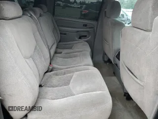 2006 Chevrolet Suburban LS with VIN 3GNGK26U36G231663, listed as a Copart auction lot 86627644 with 211,264 mi miles and Salvage Title. Bid and sale history available at carsss.com. Image 12.
