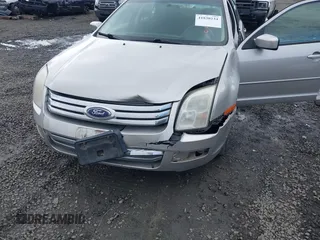 2007 Ford Fusion SE with VIN 3FAHP01167R265057, listed as a IAAI auction lot 41830234 with 193,156 mi miles. Bid and sale history available at carsss.com. Image 6.