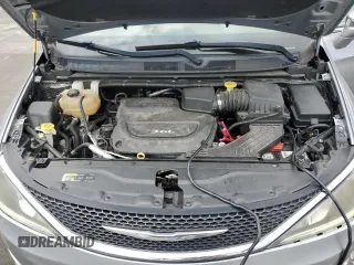 2017 Chrysler Pacifica Limited с VIN 2C4RC1GG3HR688911, выставлен на аукционе Copart как лот 53577415 с пробегом 48 993 миль миль и Списание • Salvage title. История ставок и продаж доступна на DreamBid. Изображение 14.