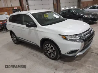 2018 Mitsubishi Outlander ES z VIN JA4AZ2A34JZ008883, wystawiony jako IAAI lot #42288285 z przebiegiem 65 554 mil mil oraz . Historia ofert i sprzedaży dostępna na DreamBid. Obrazek 1.