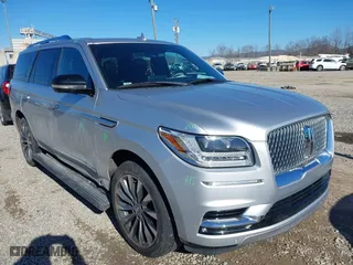 2018 Lincoln Navigator Select with VIN 5LMJJ2JT9JEL11249, listed as a IAAI auction lot 41367084 with 97,625 mi miles. Bid and sale history available at carsss.com. Image 1.