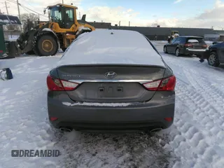 2014 Hyundai Sonata SE with VIN 5NPEC4AC9EH902931, listed as a IAAI auction lot 41594115 with 50,221 mi miles and . Bid and sale history available at DreamBid. Image 16.