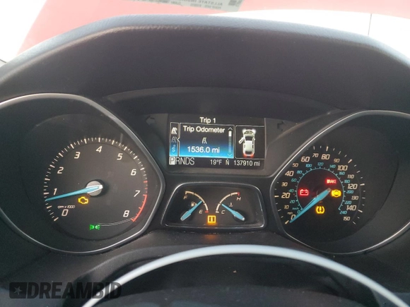 2012 Ford Focus SEL with VIN 1FAHP3M20CL313554, listed as a Copart auction lot 41997175 with 137,910 mi miles and Salvage Title. Bid and sale history available at carsss.com. Image 9.