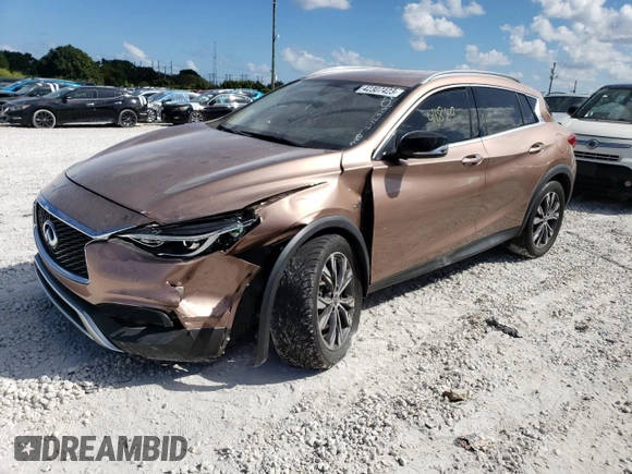 2018 Infiniti QX30 Premium with VIN SJKCH5CR9JA050224, listed as a Copart auction lot 52298433 with 41,829 mi miles. Bid and sale history available at carsss.com. Image 2.